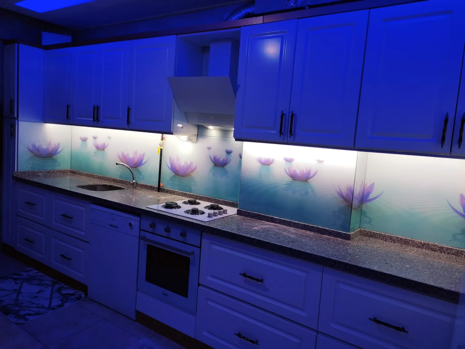 Lotus Desenli Cam Panel, RGB Aydınlatma: fotoğraf 2