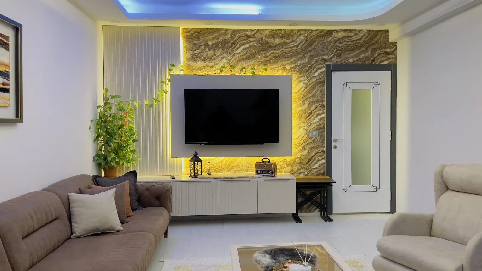 Taş Görünümlü TV Duvarı: fotoğraf 3